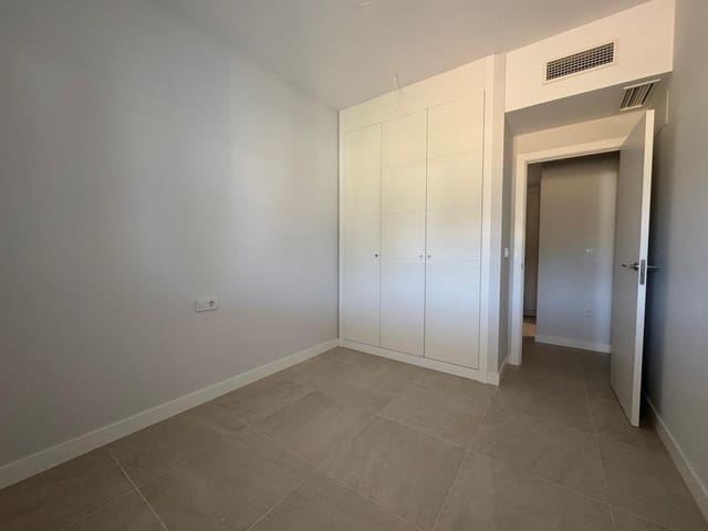 2 soverom Leilighet til salgs i La Concha - Resina Golf, Estepona med svømmebasseng garasje - € 450 000 (Ref: 9269324)