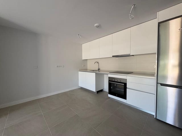 2 soverom Leilighet til salgs i La Concha - Resina Golf, Estepona med svømmebasseng garasje - € 450 000 (Ref: 9269324)