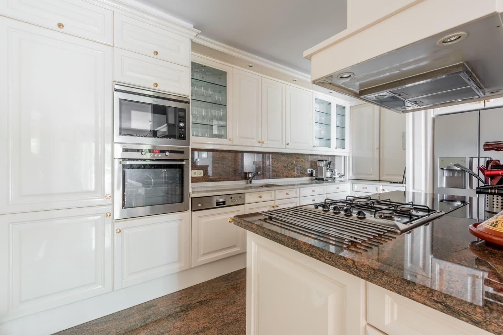 4 bedroom Apartment for sale in Atalaya-Isdabe with pool garage - € 679,000 (Ref: 9281185)