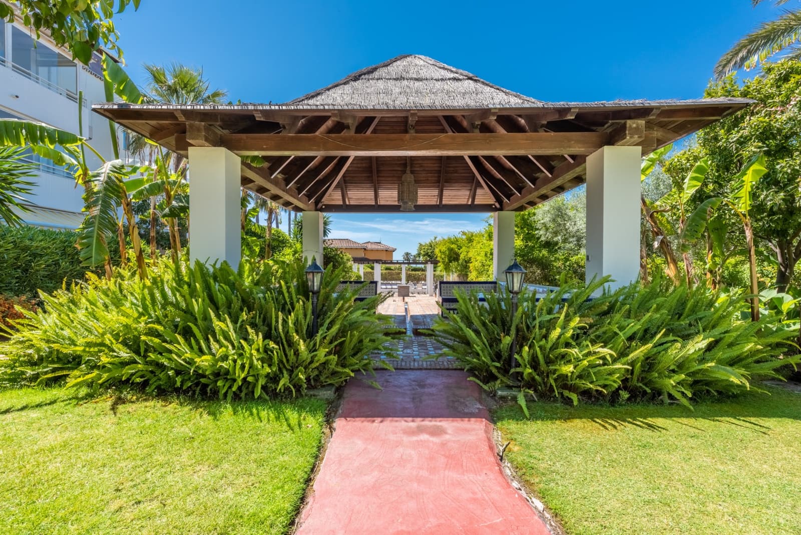 4 bedroom Apartment for sale in Atalaya-Isdabe with pool garage - € 679,000 (Ref: 9281185)