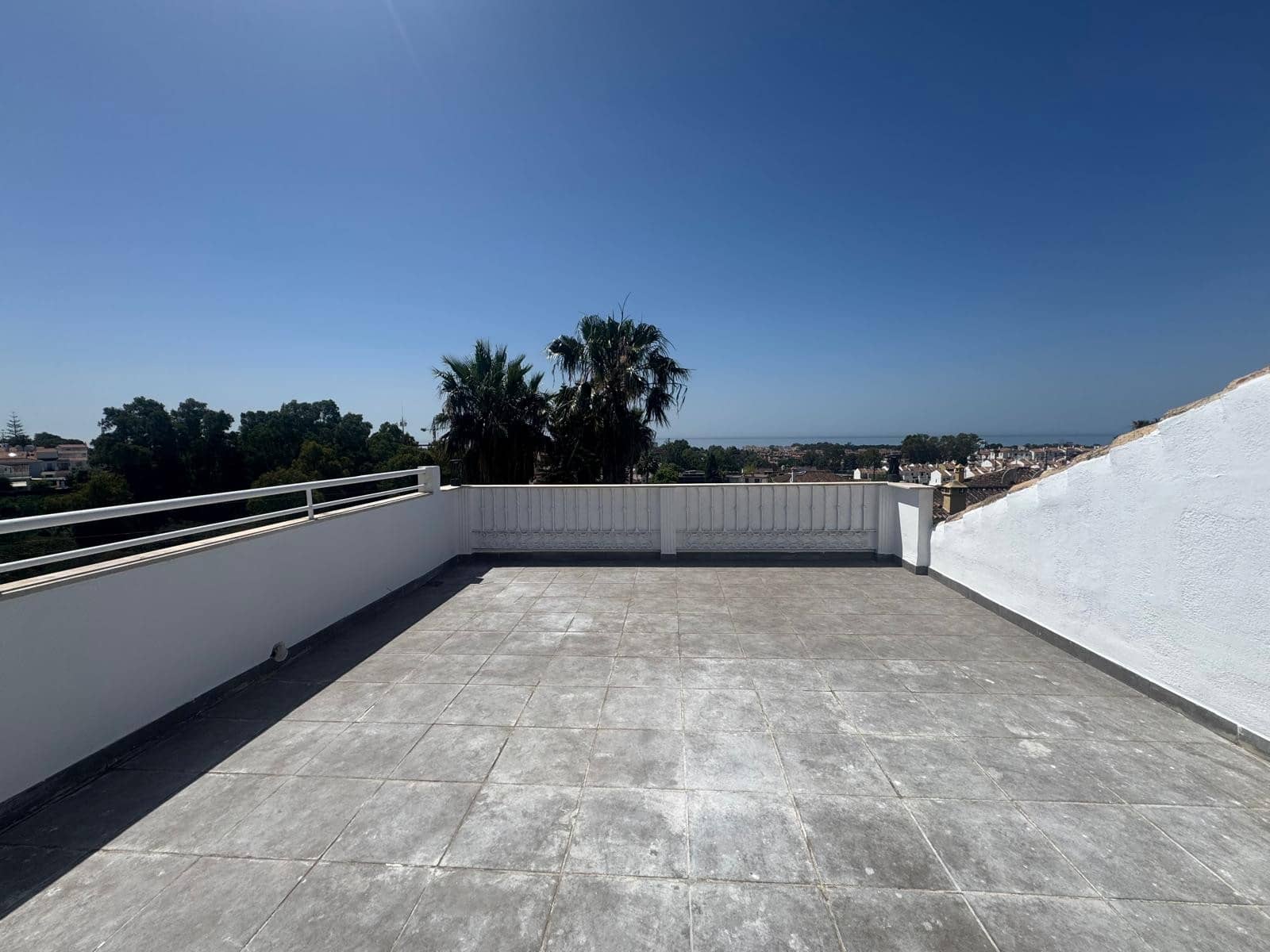 3 sovrum Lägenhet till salu i Atalaya-Isdabe med pool garage - 699 000 € (Ref: 9281185)