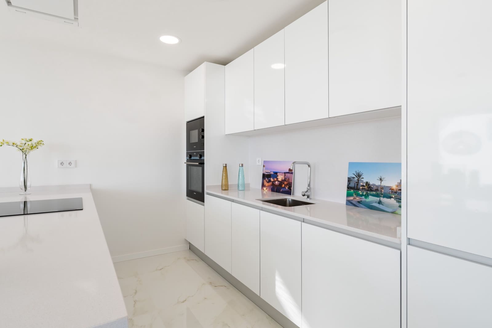 3 soveværelse Lejlighed til salg i Estepona med swimmingpool garage - € 725.000 (Ref: 9291256)