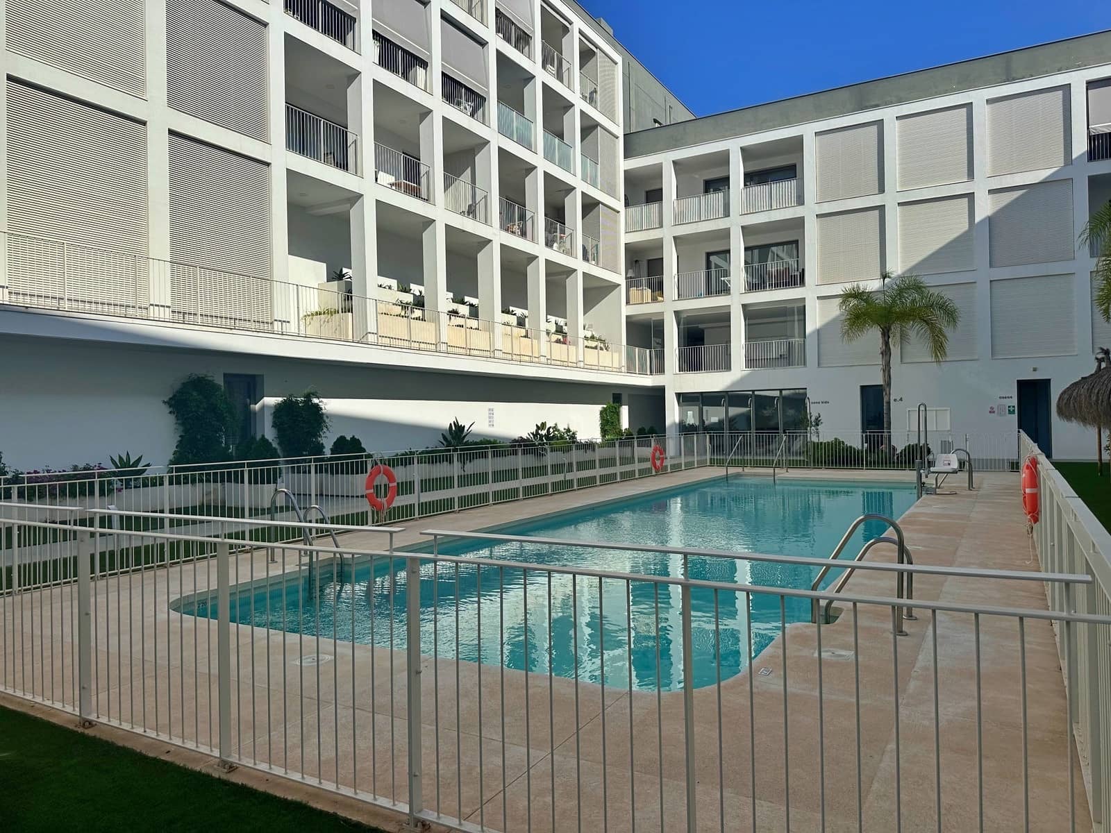 3 sovrum Lägenhet till salu i San Pedro de Alcantara med pool garage - 475 000 € (Ref: 9321684)