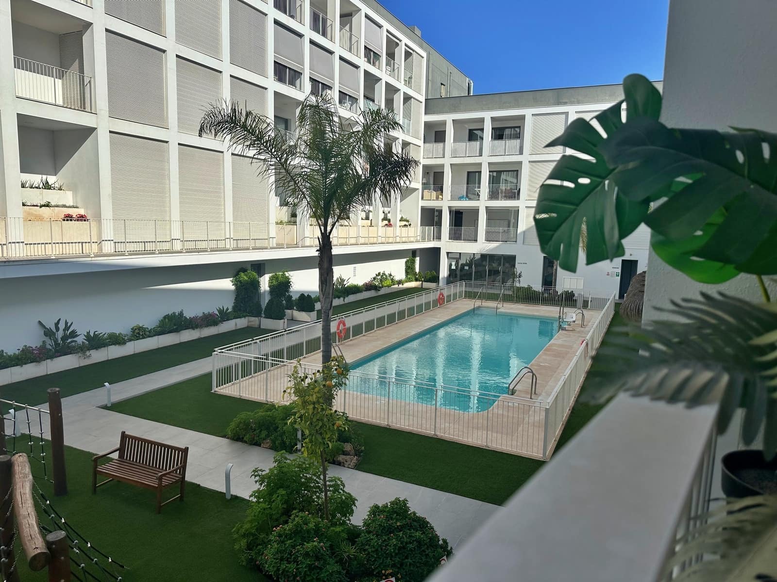 3 sovrum Lägenhet till salu i San Pedro de Alcantara med pool garage - 475 000 € (Ref: 9321684)