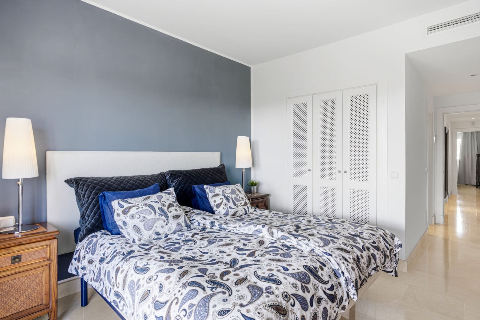 2 makuuhuone Huoneisto myytävänä paikassa Marbella mukana uima-altaan 
autotalli - 675 000 € (Ref: 9355526)