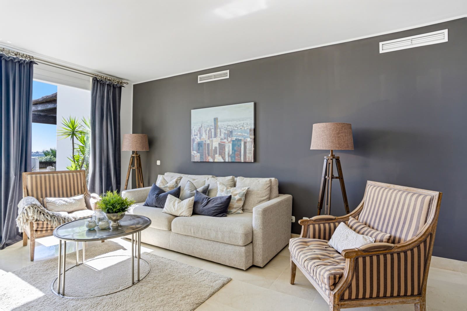 2 makuuhuone Huoneisto myytävänä paikassa Marbella mukana uima-altaan 
autotalli - 675 000 € (Ref: 9355526)