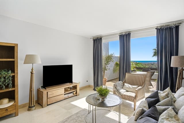 2 soverom Leilighet til salgs i Los Naranjos, Marbella med svømmebasseng garasje - € 675 000 (Ref: 9355526)