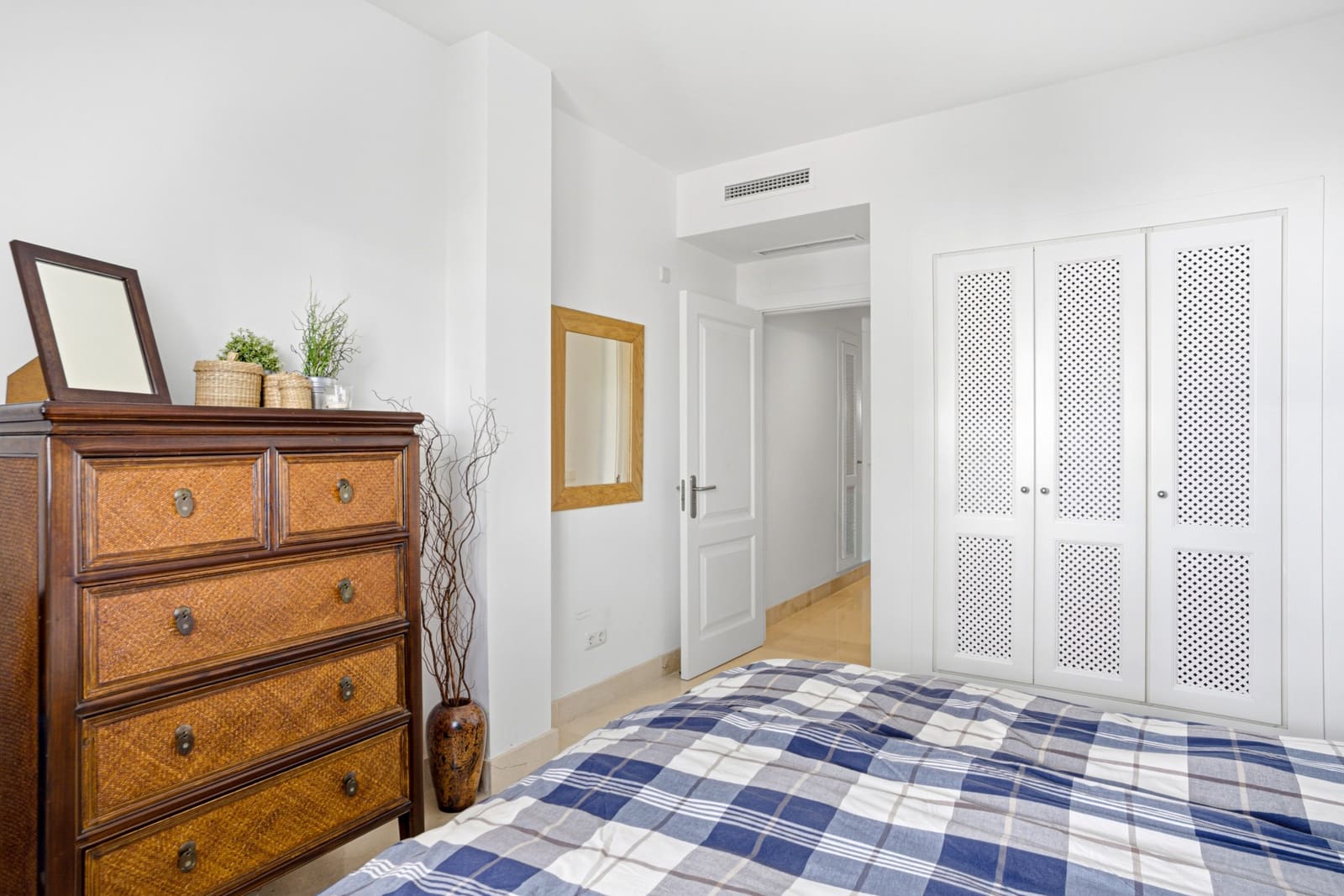 2 makuuhuone Huoneisto myytävänä paikassa Marbella mukana uima-altaan 
autotalli - 675 000 € (Ref: 9355526)