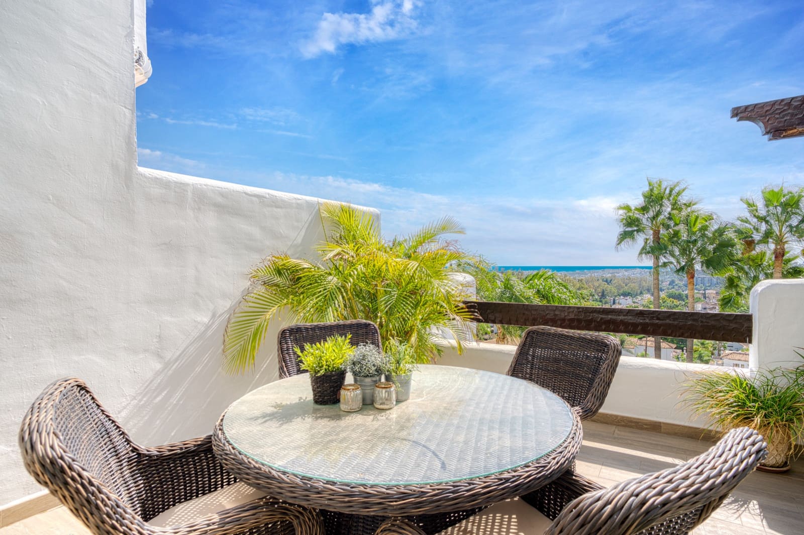 2 makuuhuone Huoneisto myytävänä paikassa Marbella mukana uima-altaan 
autotalli - 675 000 € (Ref: 9355526)