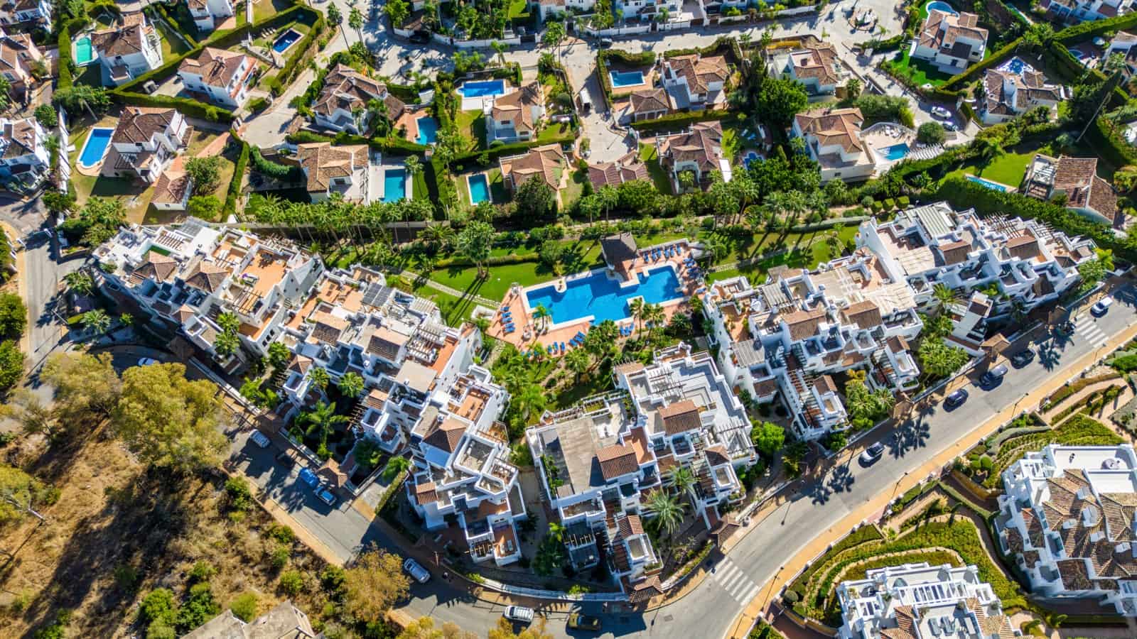 2 makuuhuone Huoneisto myytävänä paikassa Marbella mukana uima-altaan 
autotalli - 675 000 € (Ref: 9355526)