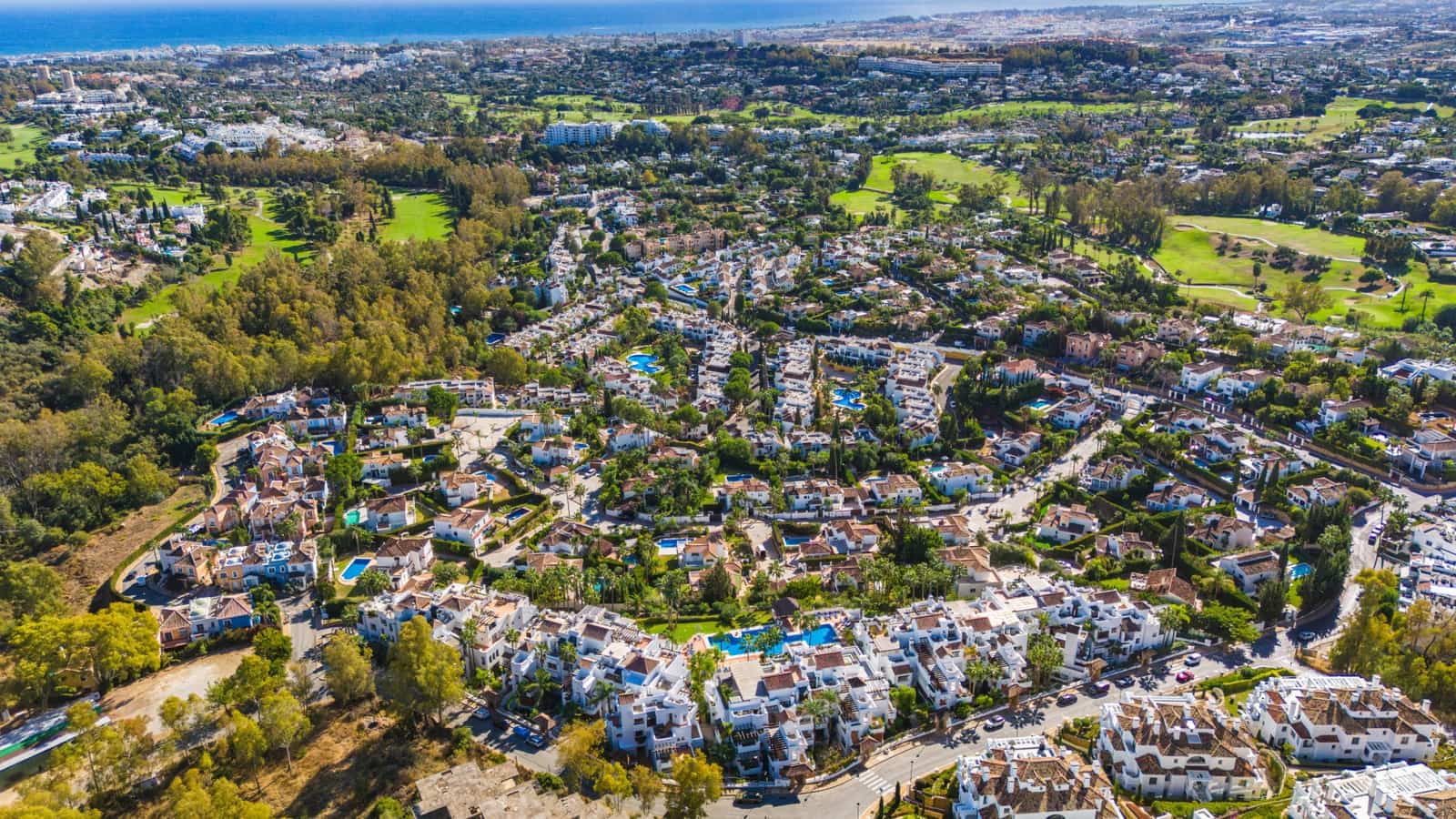 2 makuuhuone Huoneisto myytävänä paikassa Marbella mukana uima-altaan 
autotalli - 675 000 € (Ref: 9355526)