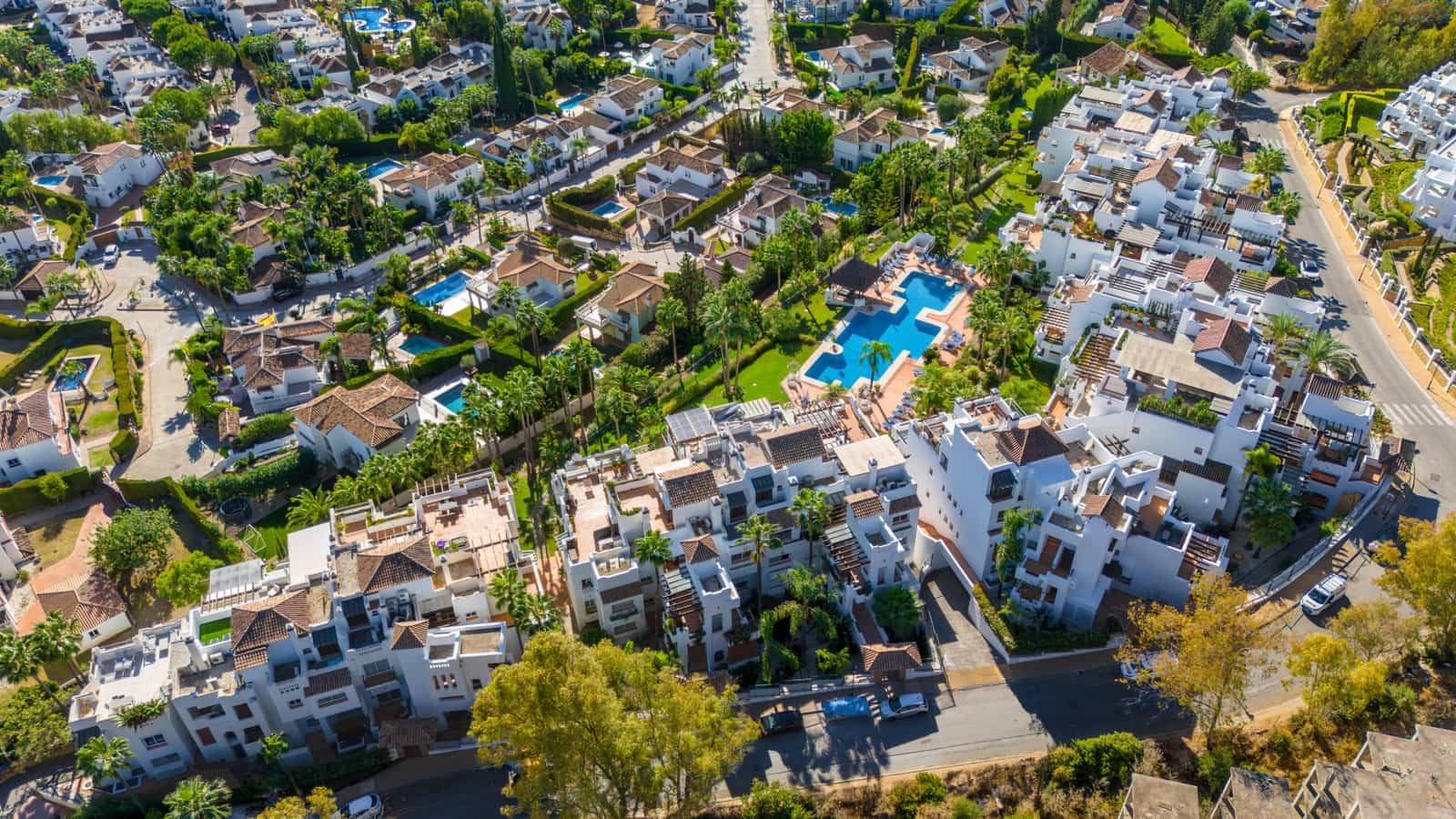 2 makuuhuone Huoneisto myytävänä paikassa Marbella mukana uima-altaan 
autotalli - 675 000 € (Ref: 9355526)