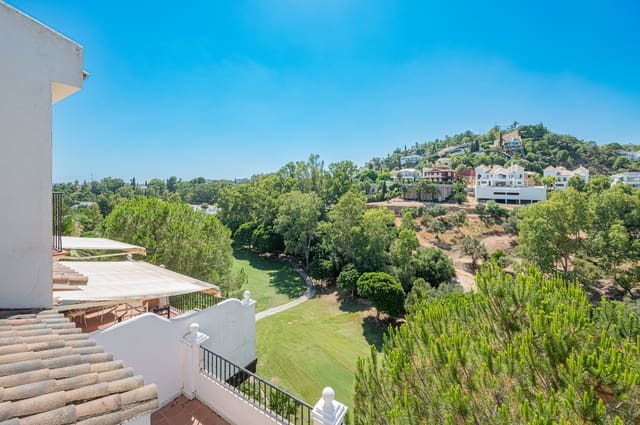Casa de 4 habitaciones en La Quinta, Benahavís en venta con garaje - 649.000 € (Ref: 9355527)