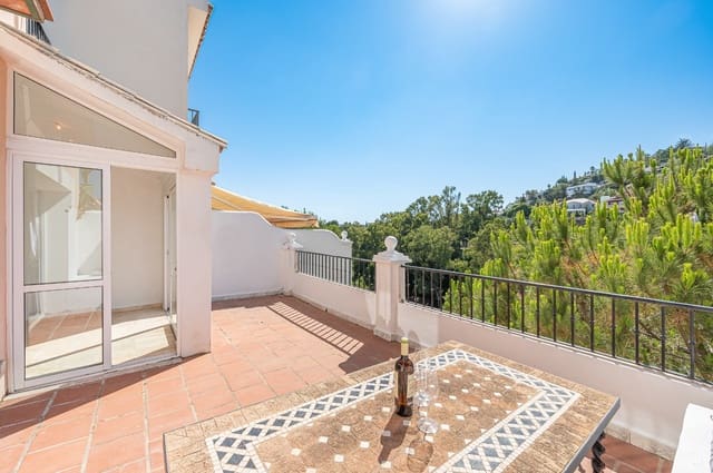 Casa de 4 habitaciones en La Quinta, Benahavís en venta con garaje - 649.000 € (Ref: 9355527)
