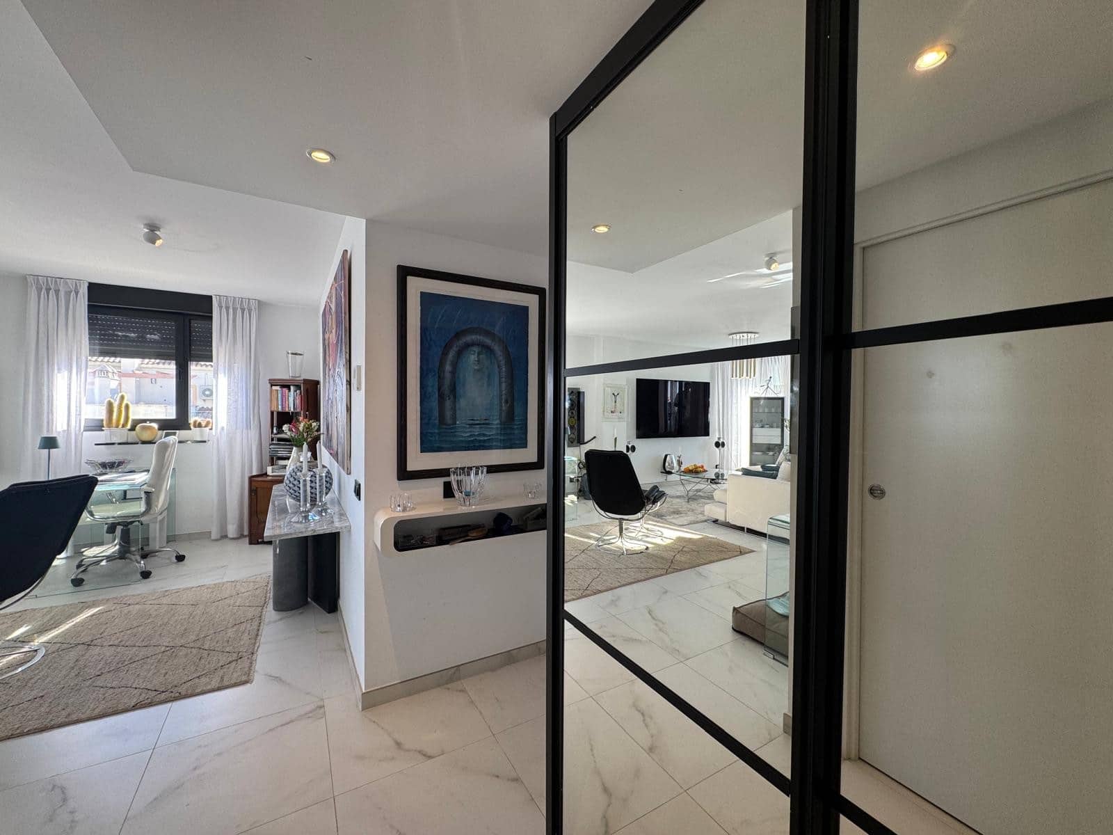 Ático de 2 habitaciones en Estepona en venta con piscina garaje - 1.850.000 € (Ref: 9382522)