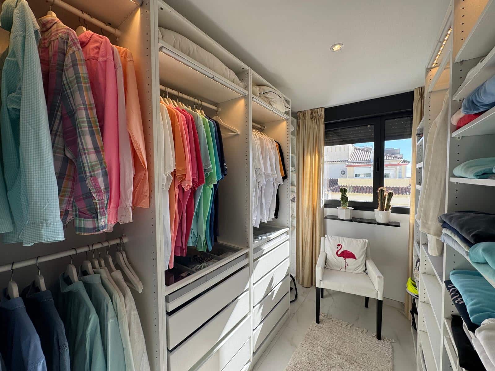 Ático de 2 habitaciones en Estepona en venta con piscina garaje - 1.850.000 € (Ref: 9382522)