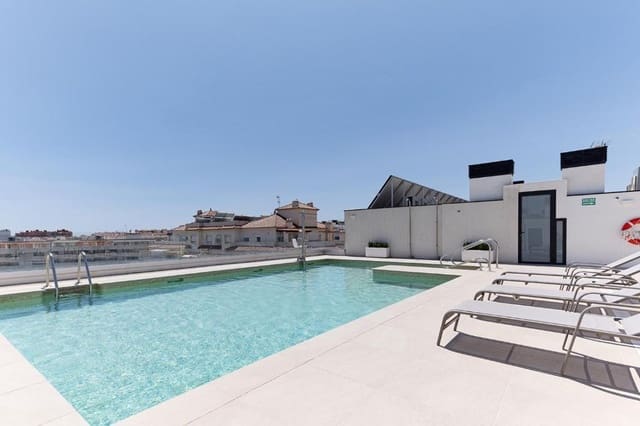 2 soveværelse Penthouse til salg i Estepona med swimmingpool garage - € 1.499.000 (Ref: 9382522)