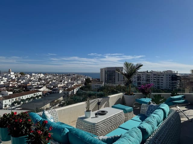 2 soveværelse Penthouse til salg i Estepona med swimmingpool garage - € 1.499.000 (Ref: 9382522)