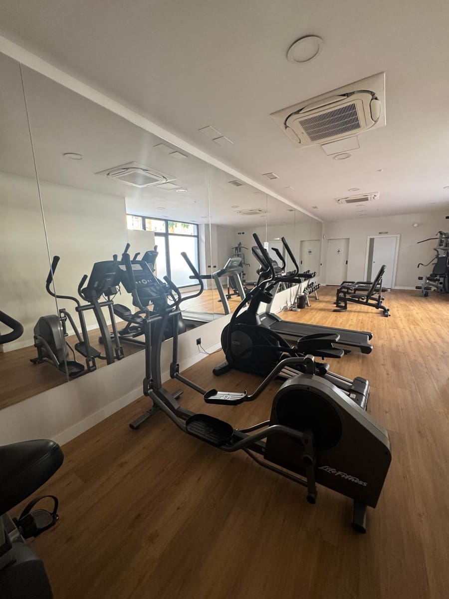 2 sovrum Takvåning till salu i Estepona med pool garage - 1 499 000 € (Ref: 9382522)