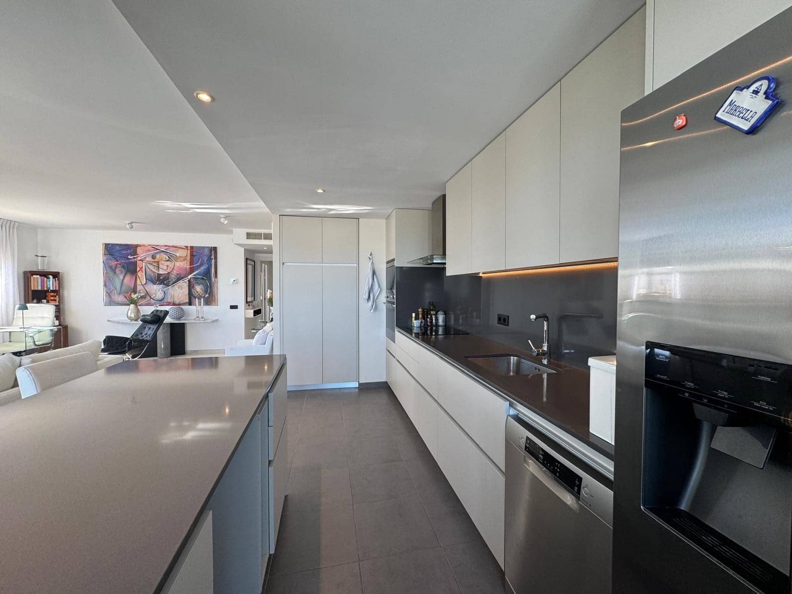 2 sovrum Takvåning till salu i Estepona med pool garage - 1 499 000 € (Ref: 9382522)