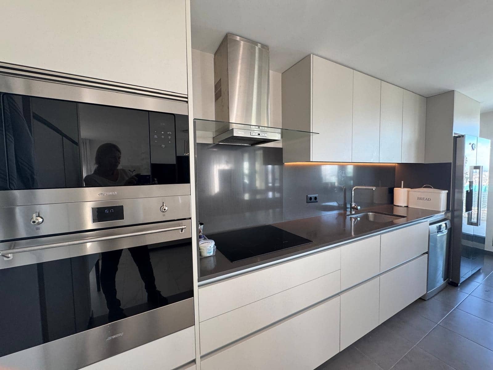 2 sovrum Takvåning till salu i Estepona med pool garage - 1 499 000 € (Ref: 9382522)