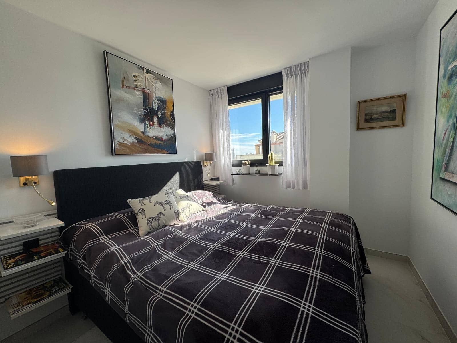2 sovrum Takvåning till salu i Estepona med pool garage - 1 499 000 € (Ref: 9382522)