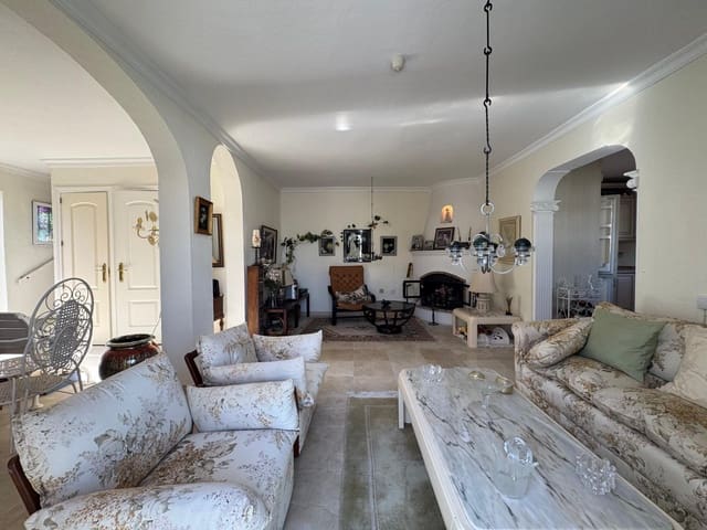 2 soverom Hus til salgs i Atalaya-Isdabe, Estepona med svømmebasseng - € 287 000 (Ref: 9385196)