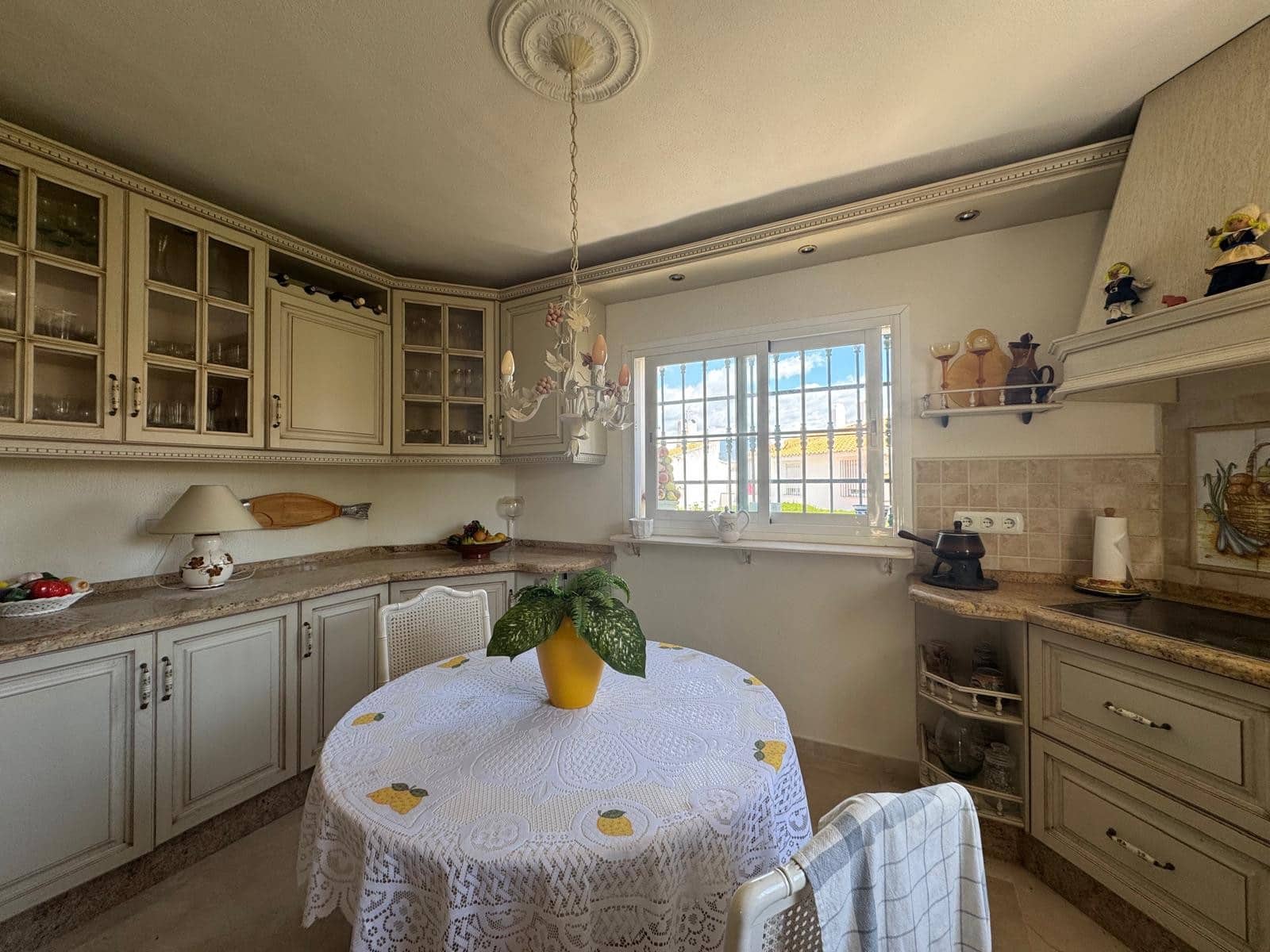 2 soverom Hus til salgs i Atalaya-Isdabe med svømmebasseng - € 287 000 (Ref: 9385196)