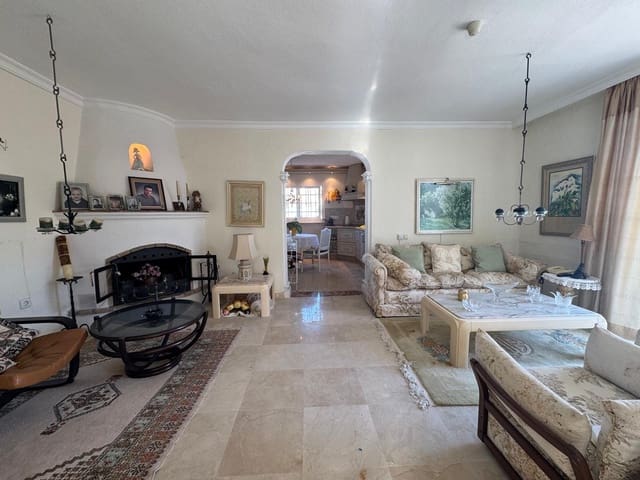 2 soverom Hus til salgs i Atalaya-Isdabe, Estepona med svømmebasseng - € 287 000 (Ref: 9385196)