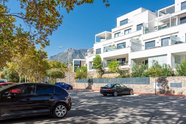 3 sypialnia Apartament na sprzedaż w Torrecilla - La Cañada, Marbella z basenem garażem - 675 000 € (Ref: 9400707)