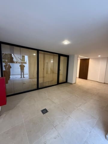 2 soverom Leilighet til salgs i Centro, Estepona med svømmebasseng garasje - € 550 000 (Ref: 9450110)