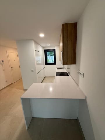 2 makuuhuone Huoneisto myytävänä paikassa Centro, Estepona mukana uima-altaan 
autotalli - 550 000 € (Ref: 9450110)