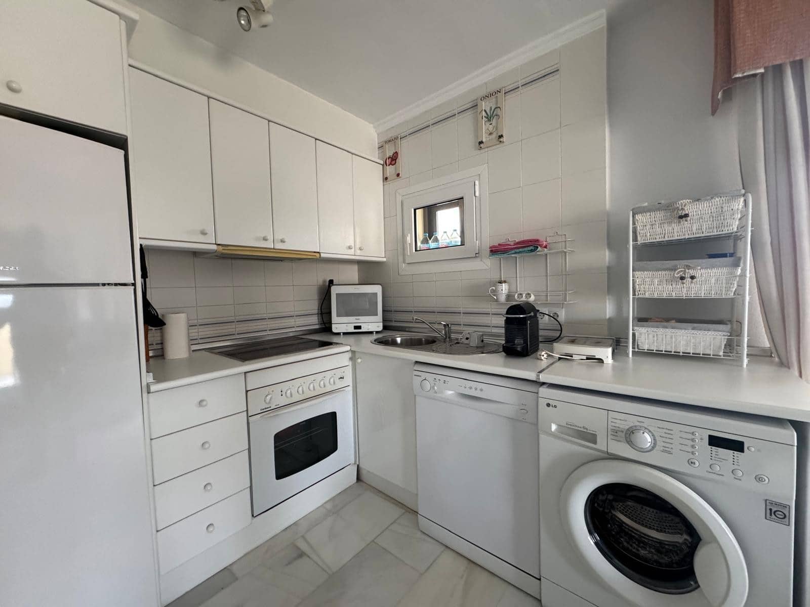 2 soverom Leilighet til salgs i La Cala de Mijas med svømmebasseng garasje - € 599 000 (Ref: 9451779)