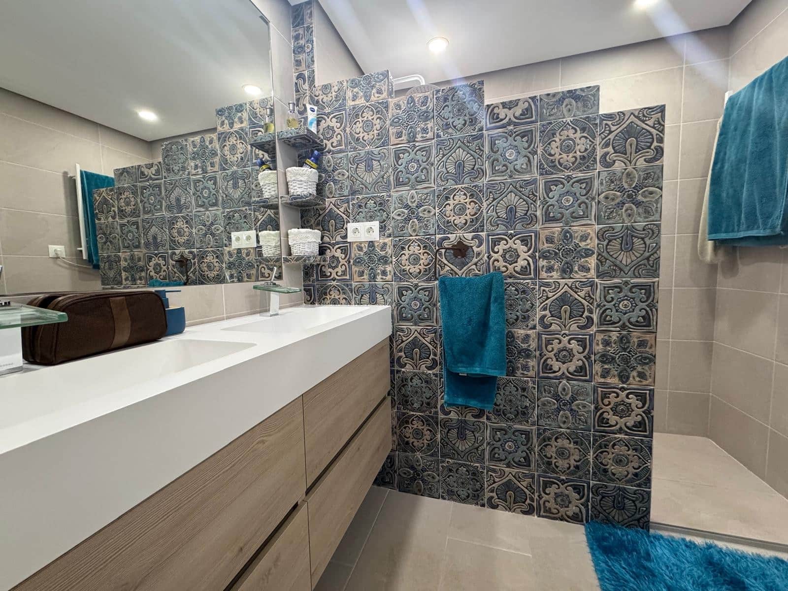 2 soverom Leilighet til salgs i La Cala de Mijas med svømmebasseng garasje - € 599 000 (Ref: 9451779)