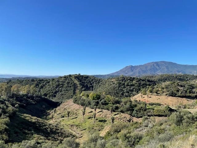 Bouwgrond te koop in La Concha - Resina Golf, Estepona - € 875.000 (Ref: 9461949)