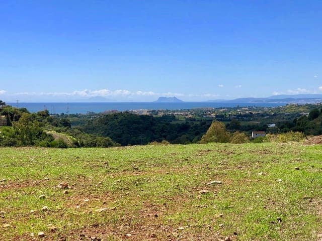 Bouwgrond te koop in La Concha - Resina Golf, Estepona - € 875.000 (Ref: 9461949)