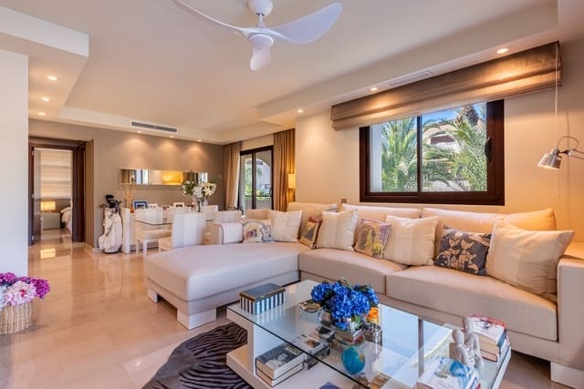 2 quarto Apartamento para venda em Nueva Andalucía Centro, Marbella com piscina garagem - 695 000 € (Ref: 9485130)