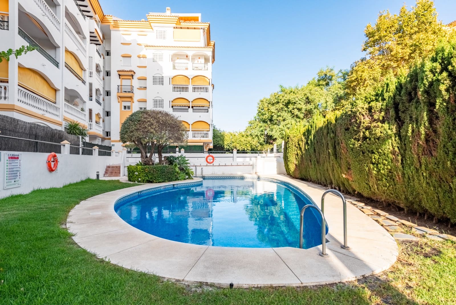 4 bedroom Penthouse for sale in San Pedro de Alcantara with pool garage - € 549,000 (Ref: 9496995)
