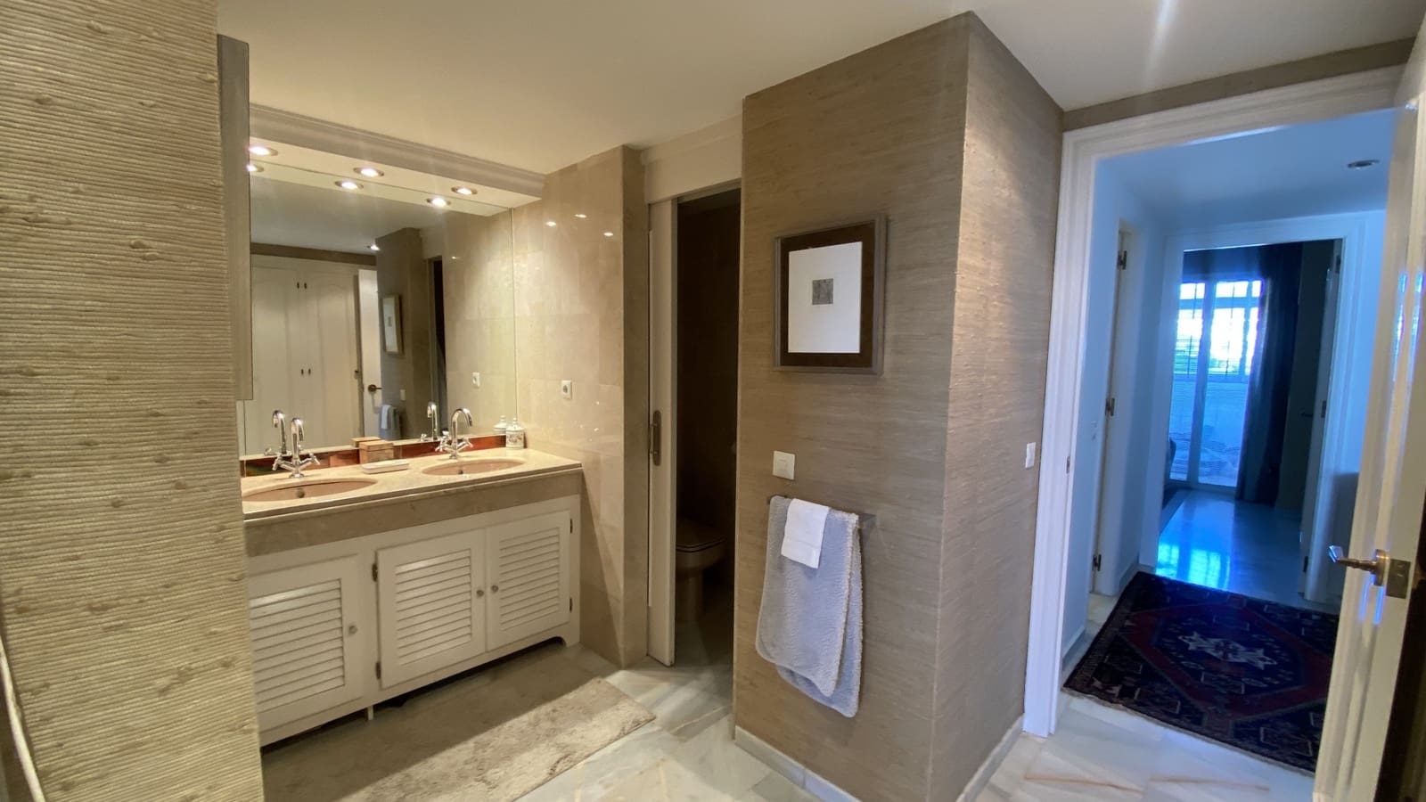 2 slaapkamer Appartement te koop in Bel-Air met zwembad garage - € 490.000 (Ref: 9518558)