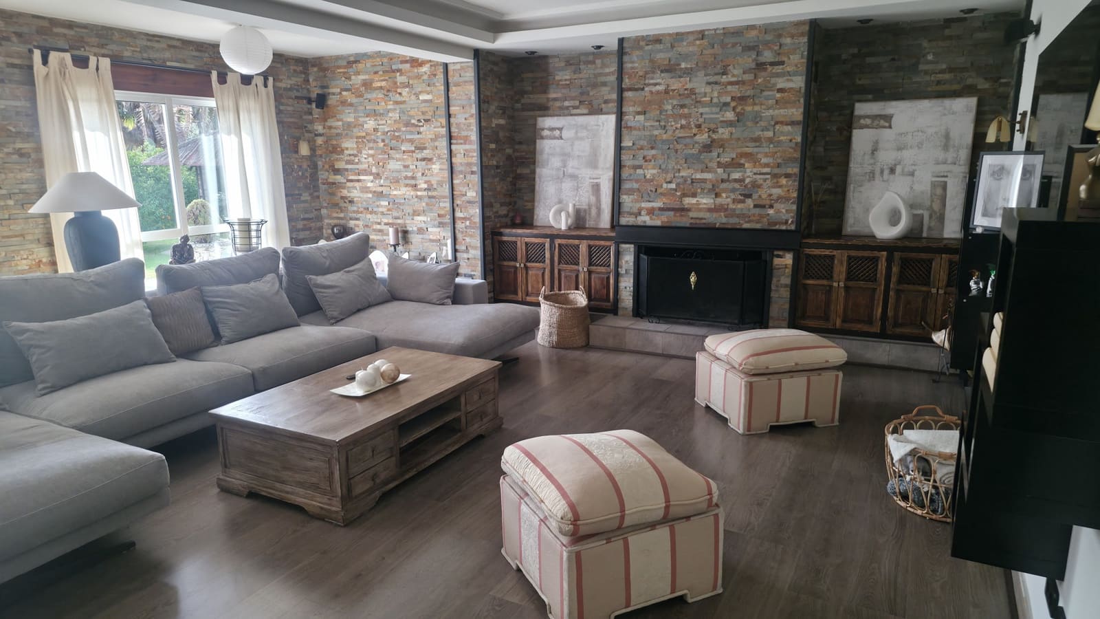 3 makuuhuone Huvila myytävänä paikassa Marbella mukana uima-altaan 
autotalli - 2 800 000 € (Ref: 9582444)