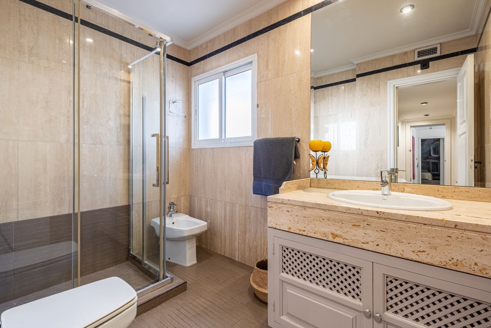 3 bedroom Villa for sale in Marbella with pool garage - € 2,800,000 (Ref: 9582444)