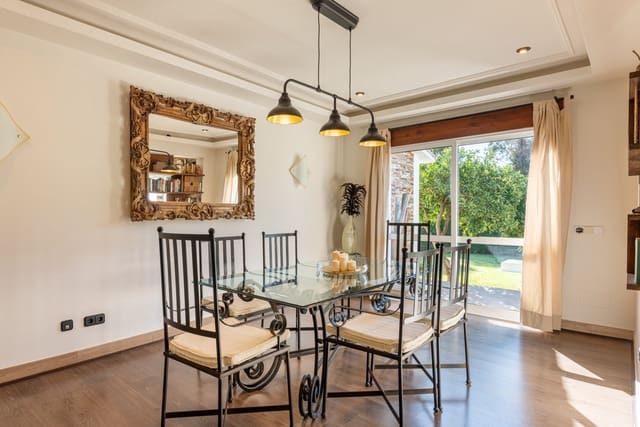 3 sypialnia Willa na sprzedaż w La Carolina - Guadalpín, Marbella z basenem garażem - 2 800 000 € (Ref: 9582444)