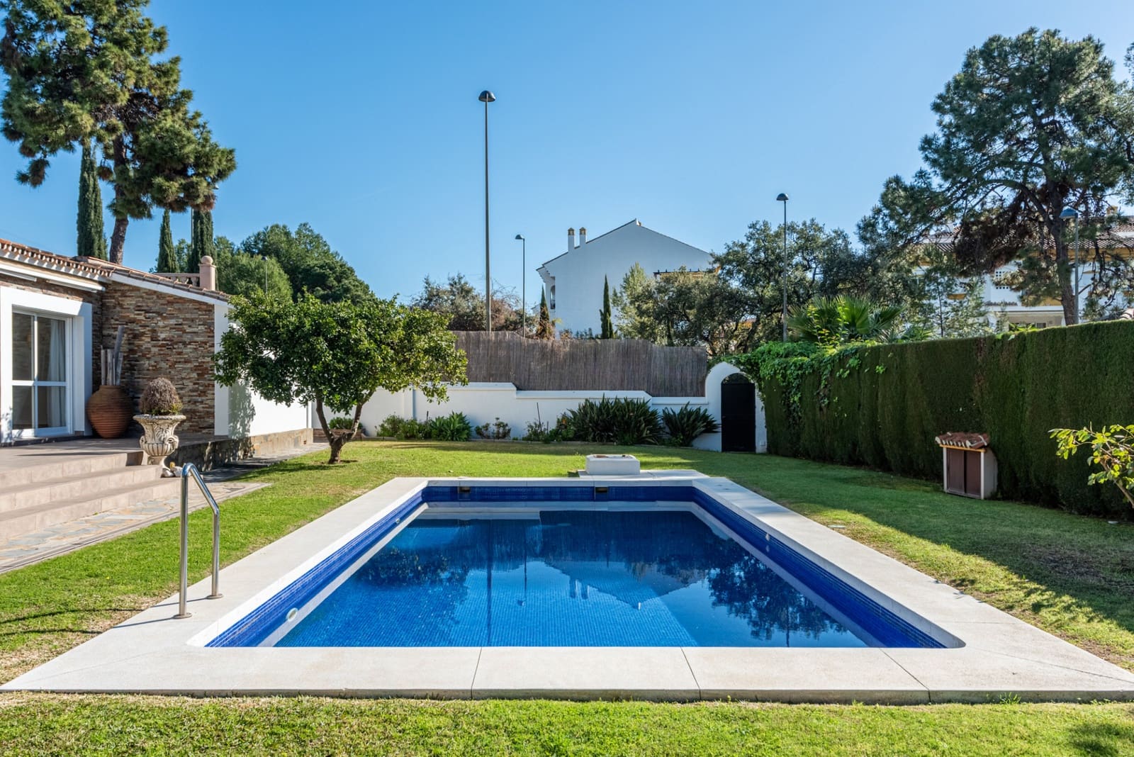 3 chambre Villa/Maison à vendre à Marbella avec piscine garage - 2 800 000 € (Ref: 9582444)