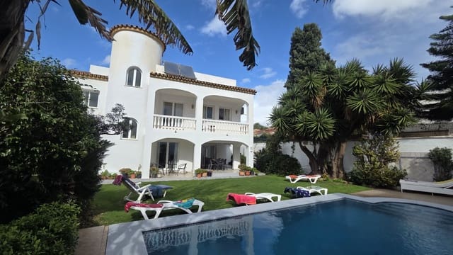 4 soveværelse Villa til salg i Nueva Alcántara, Marbella med swimmingpool garage - € 1.950.000 (Ref: 9590808)