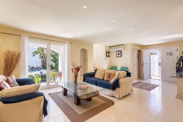 4 soveværelse Villa til salg i Nueva Alcántara, Marbella med swimmingpool garage - € 1.950.000 (Ref: 9590808)