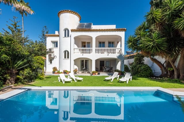 4 soveværelse Villa til salg i Nueva Alcántara, Marbella med swimmingpool garage - € 1.950.000 (Ref: 9590808)