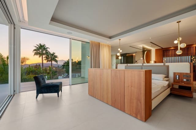 9 makuuhuone Huvila myytävänä paikassa Los Arqueros - Puerto del Almendro, Benahavís mukana uima-altaan 
autotalli - 8 250 000 € (Ref: 9607584)