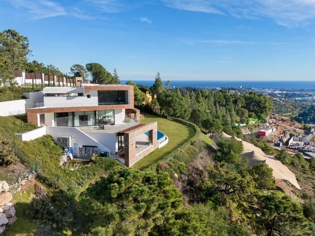 5 soverom Villa til salgs i El Madroñal, Benahavís med svømmebasseng garasje - € 8 995 000 (Ref: 9607585)