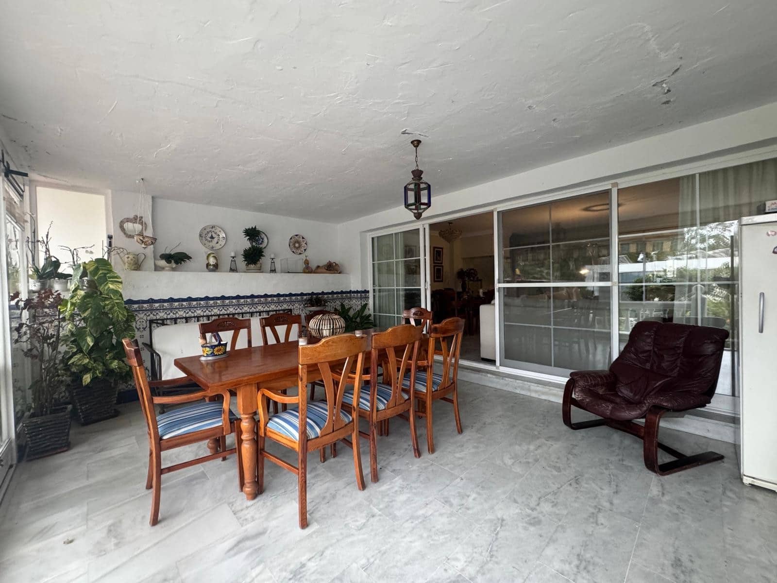 4 bedroom Townhouse for sale in Estepona with pool garage - € 545,000 (Ref: 9647844)