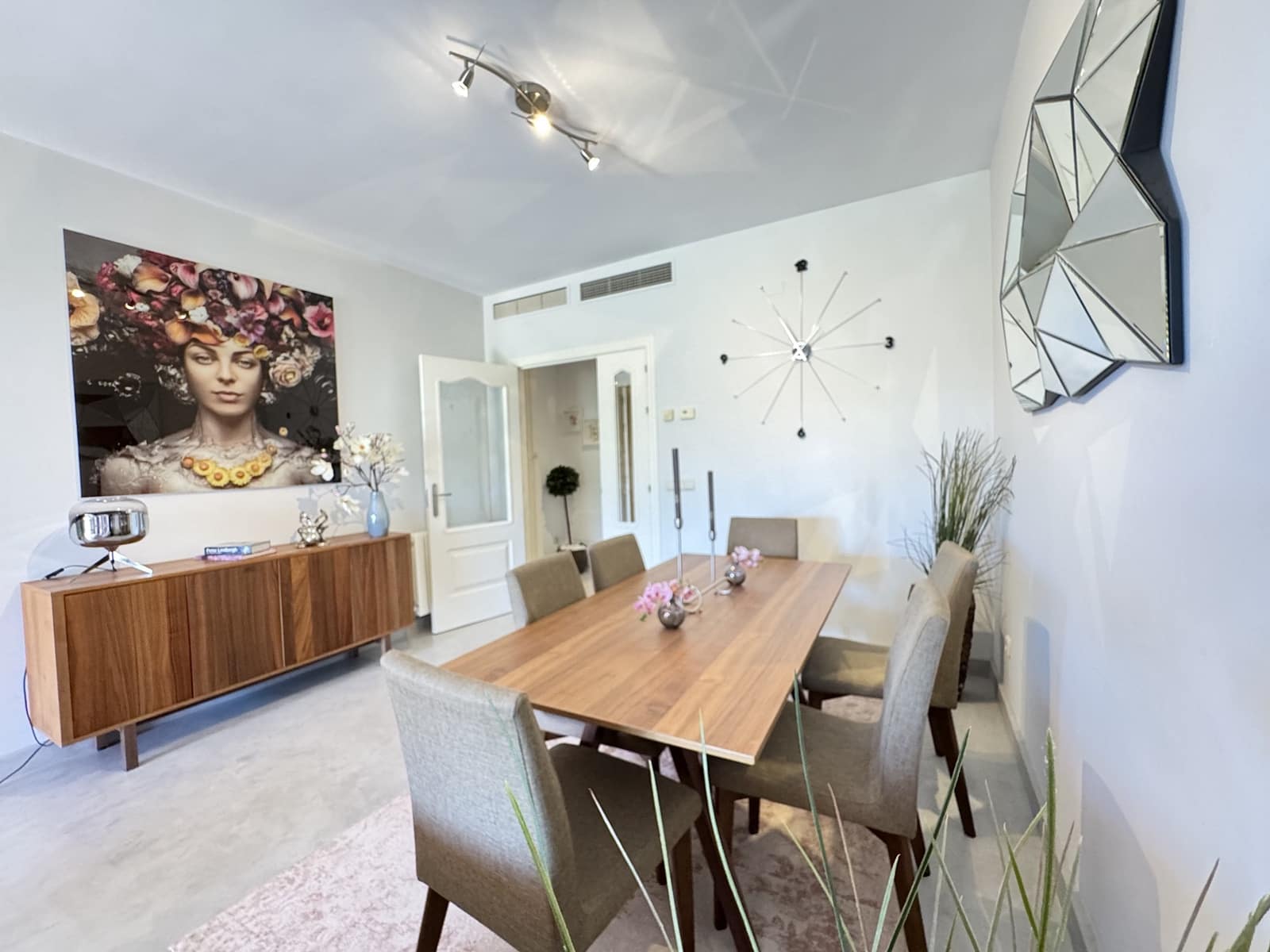 2 soverom Leilighet til salgs i Benahavis med svømmebasseng garasje - € 550 000 (Ref: 9651267)